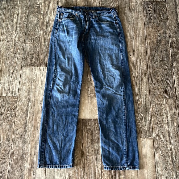 Levi’s Strauss & Co, Men Jeans style 505. 32-32 - Picture 3 of 9